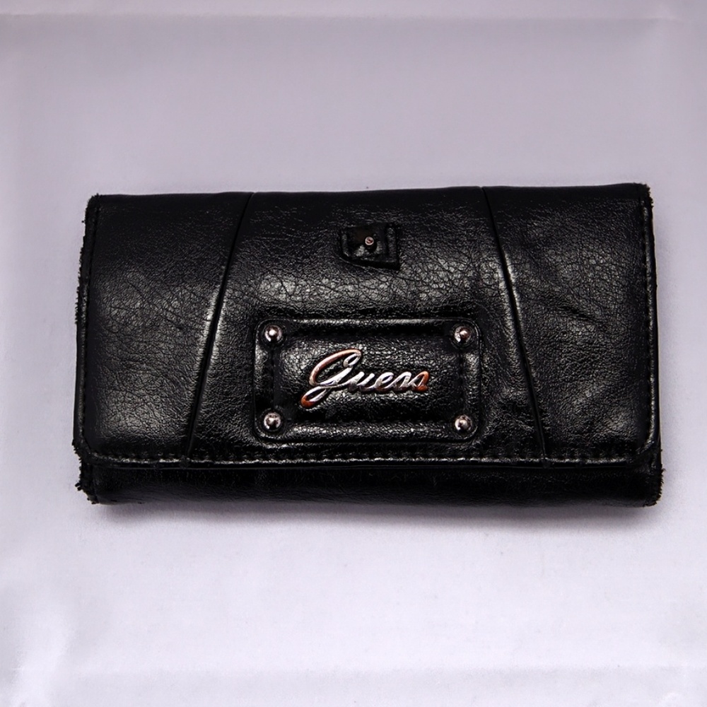 Guess Wallet